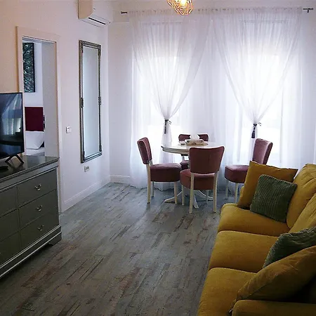 Apartament Clau Aquarium
